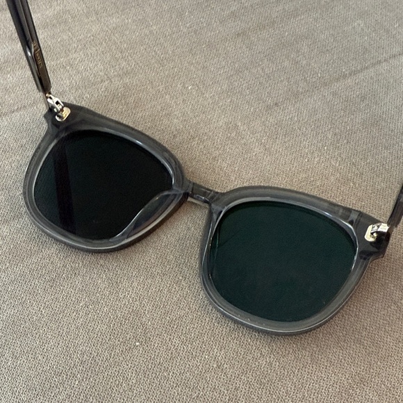 GENTLE MONSTER Mirrored Sunglasses Three Bears - Picture 5 of 7